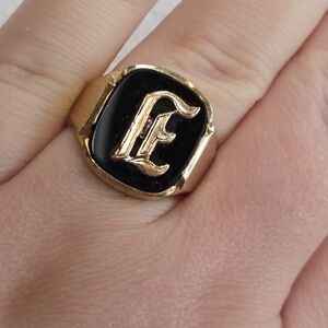 Vintage 14k Gold and Black Initial "E" Ring